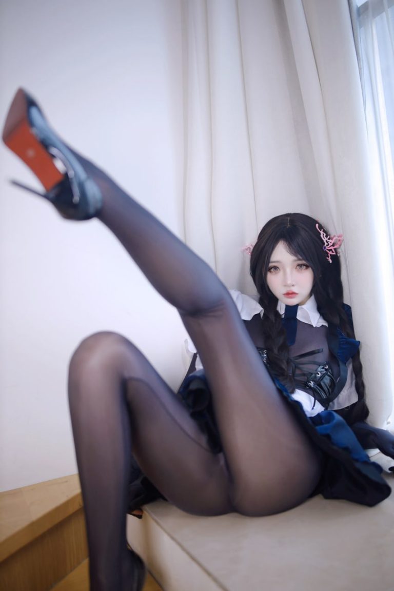 疯猫ss 少萝 黑丝高跟诱惑 2